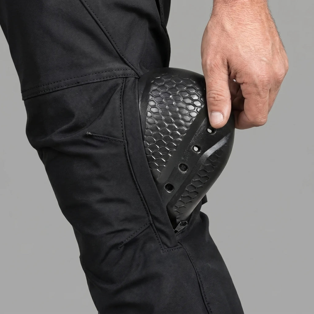 The Warden — CE Level 2 armoured riding trousers